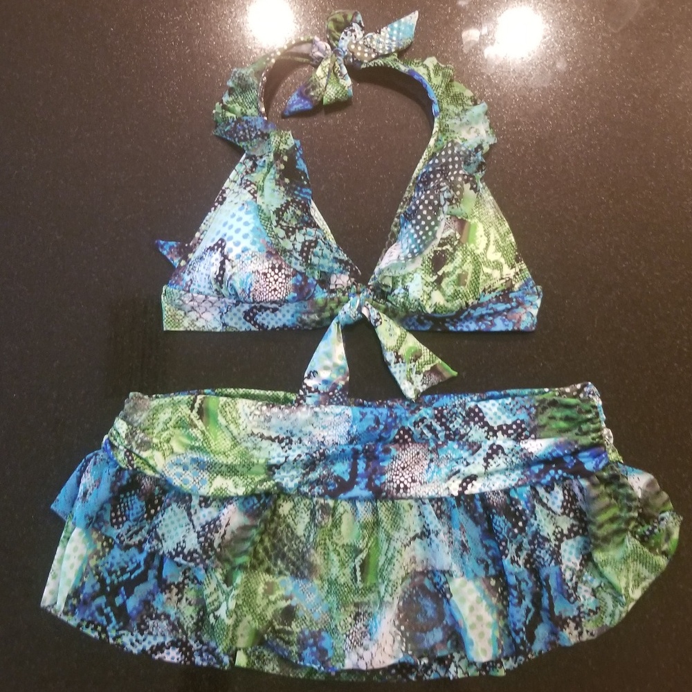 Kenneth Cole 2 Pc Bikini Skirt Bottom Swim Suit